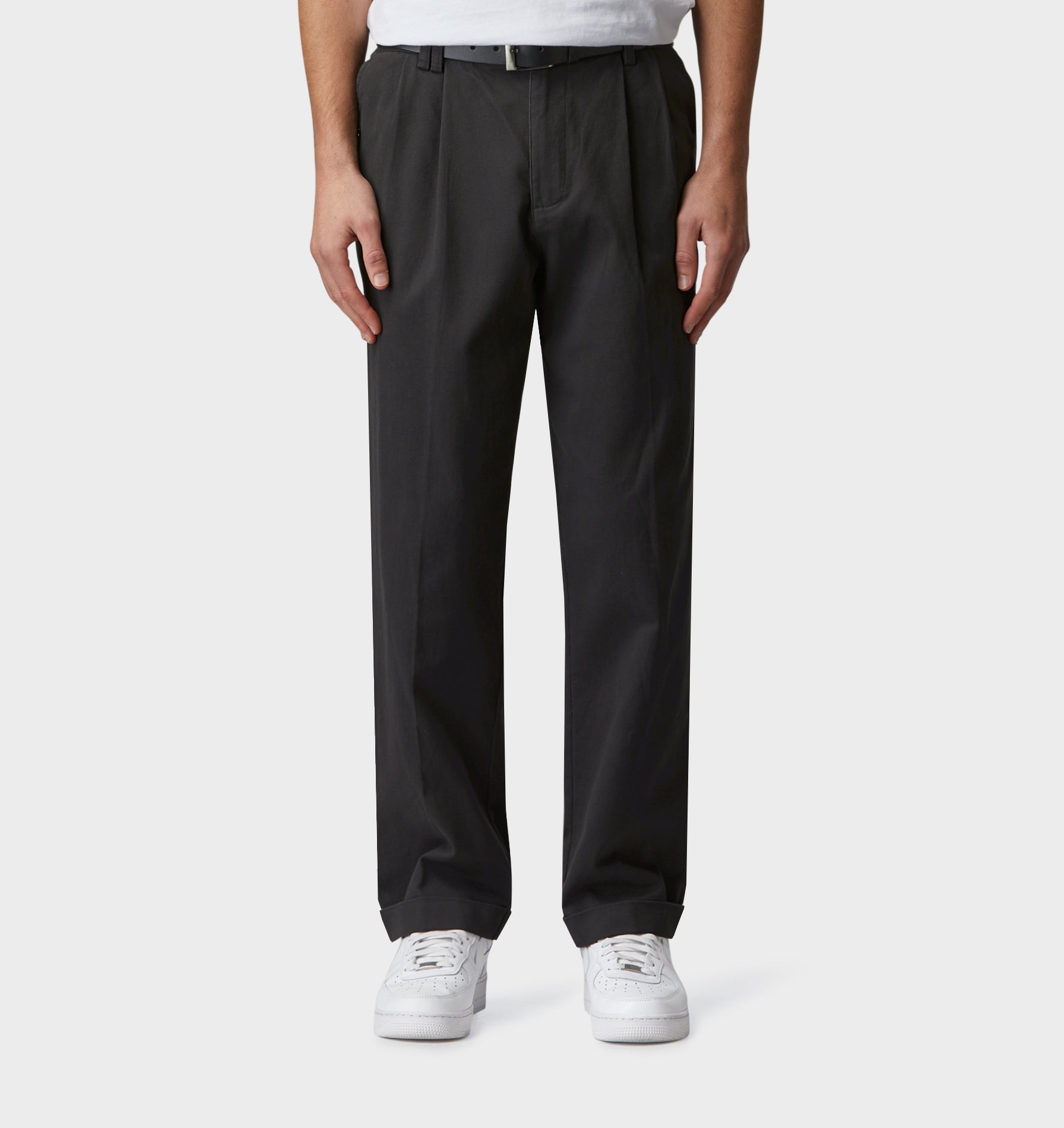 Noah Pleated Pant - Charcoal