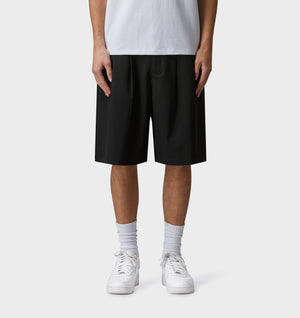 Alby Pleated Short - Black