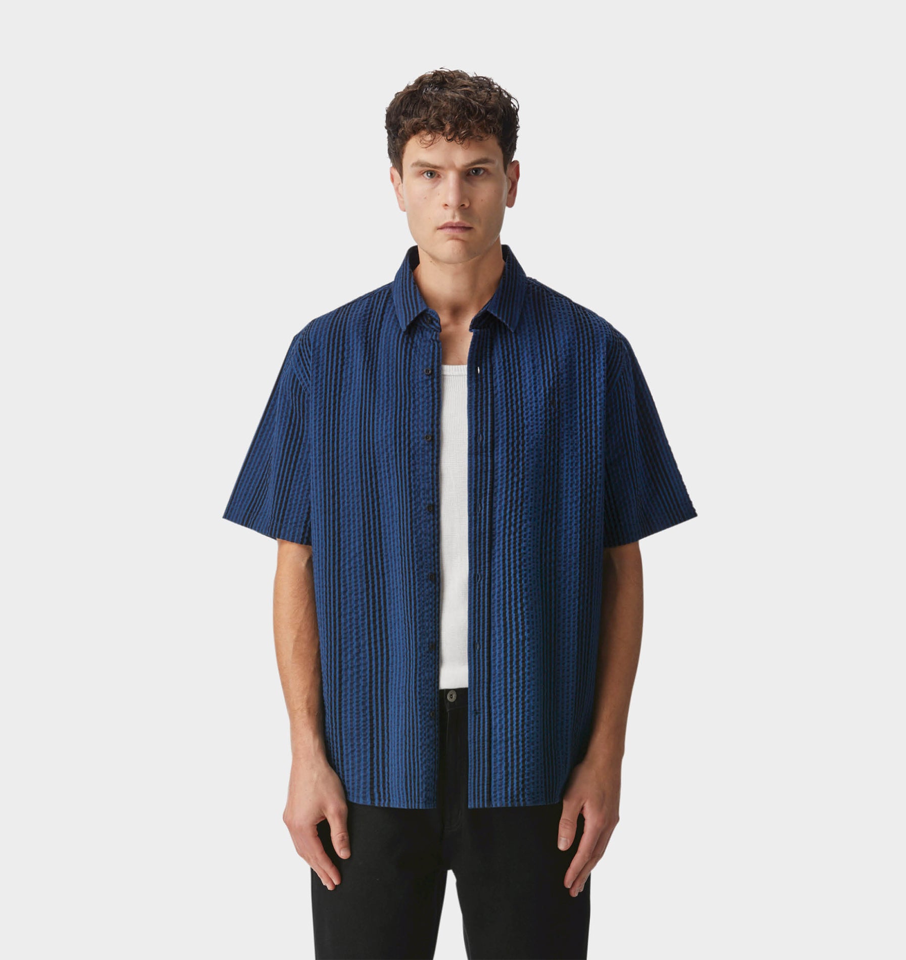 Striped Jonty SS Shirt - Navy Seersucker