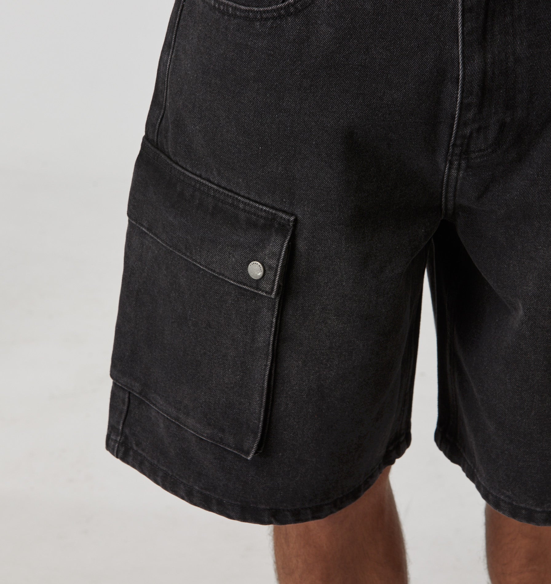 Bronson Cargo Short - Washed Black