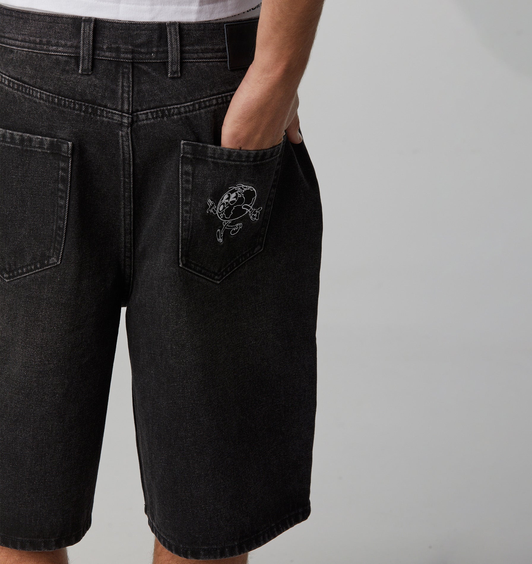 Wyatt Denim Short - Washed Black