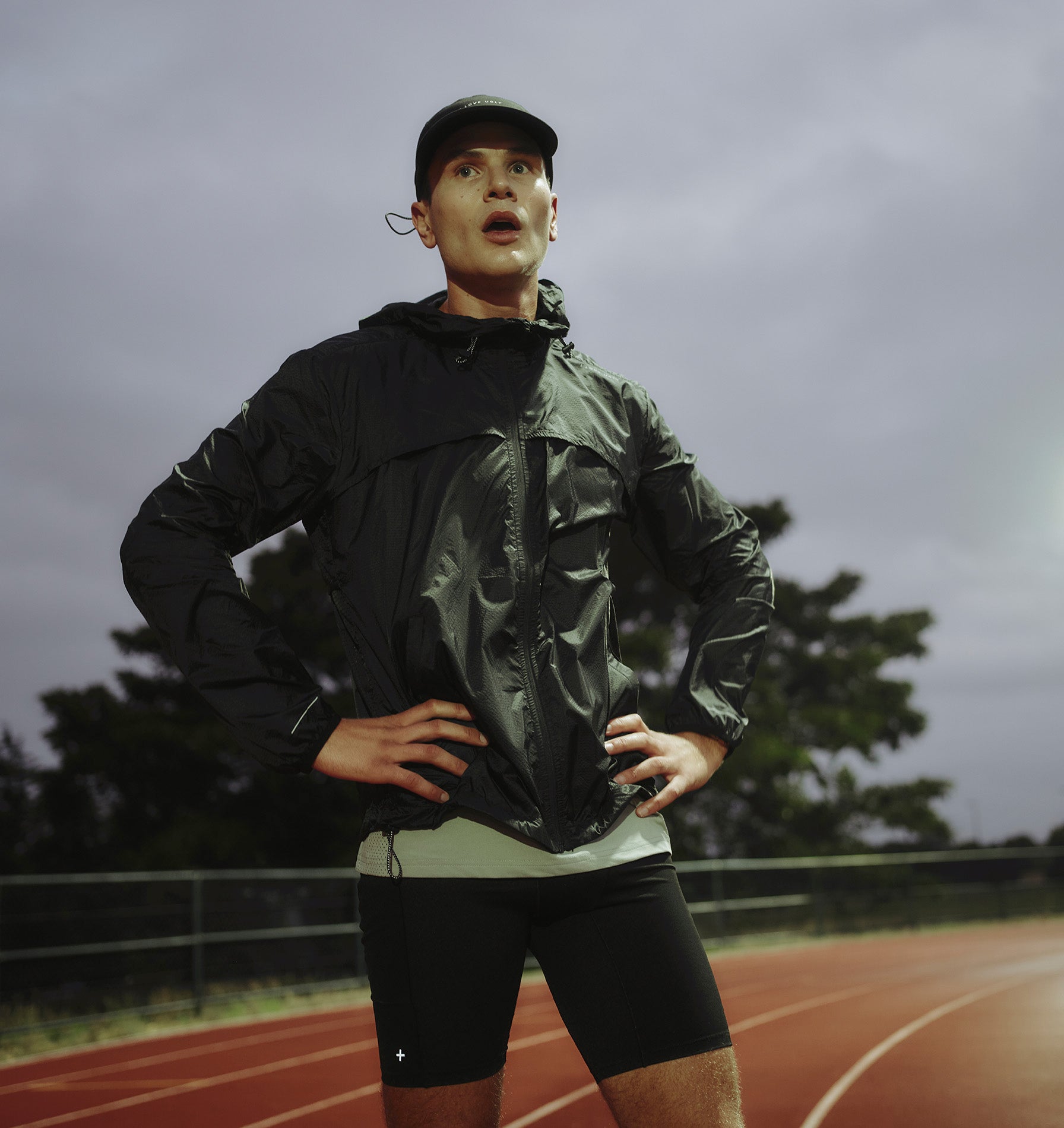 Active Windbreaker - Black