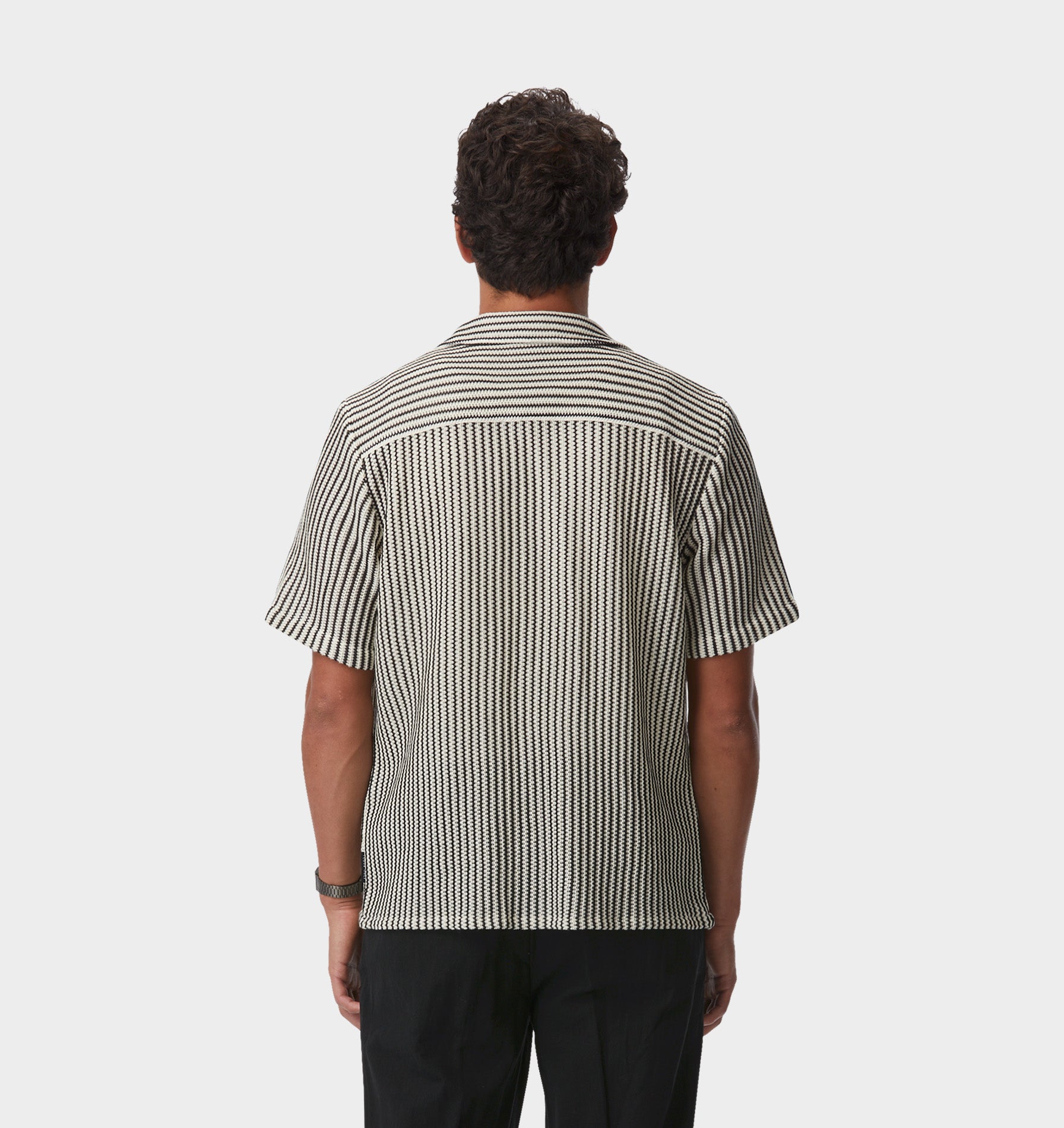 Textured Cuban Collar SS Shirt - Off White/Black