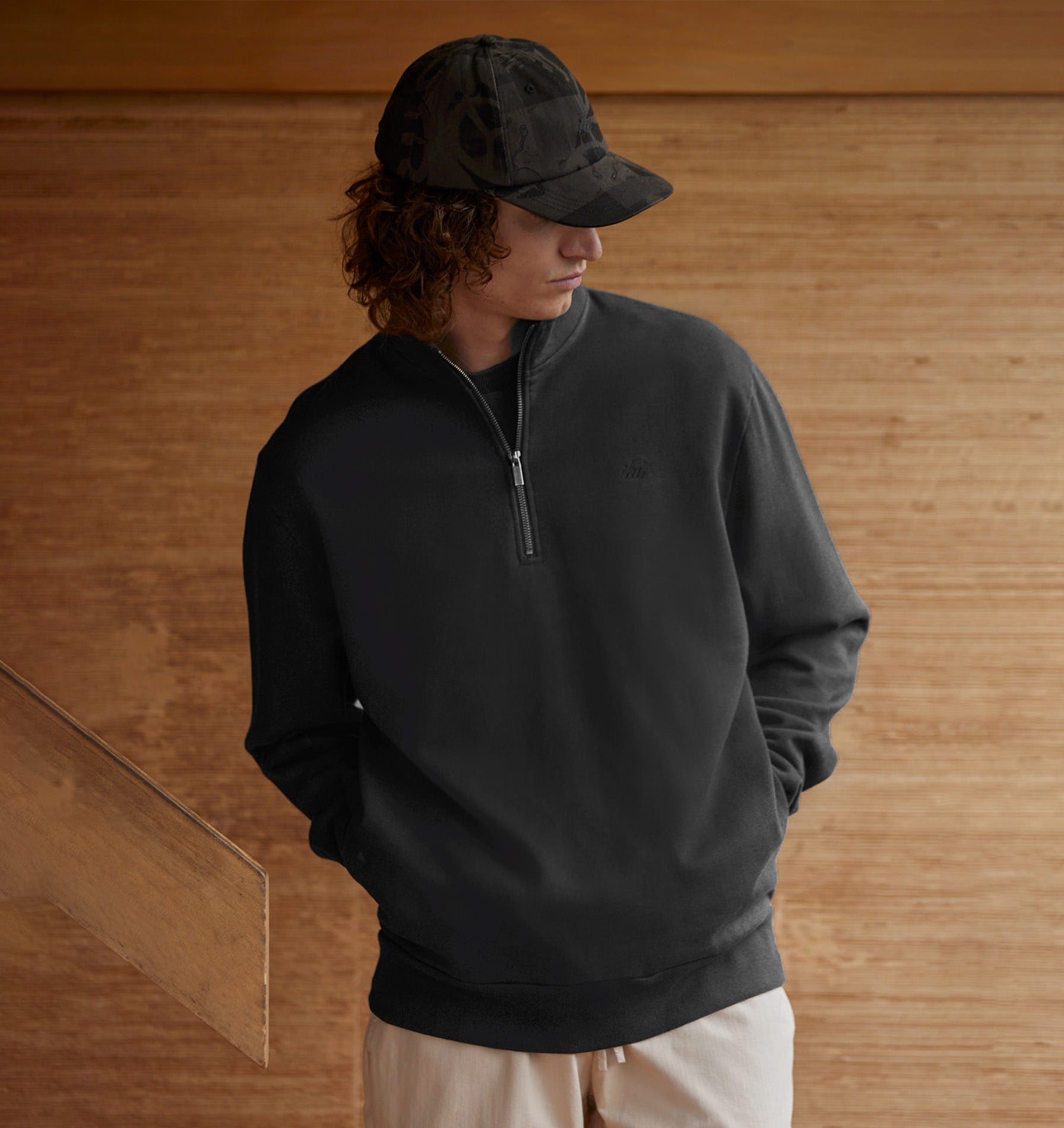 Tottenham Pullover - Washed Black