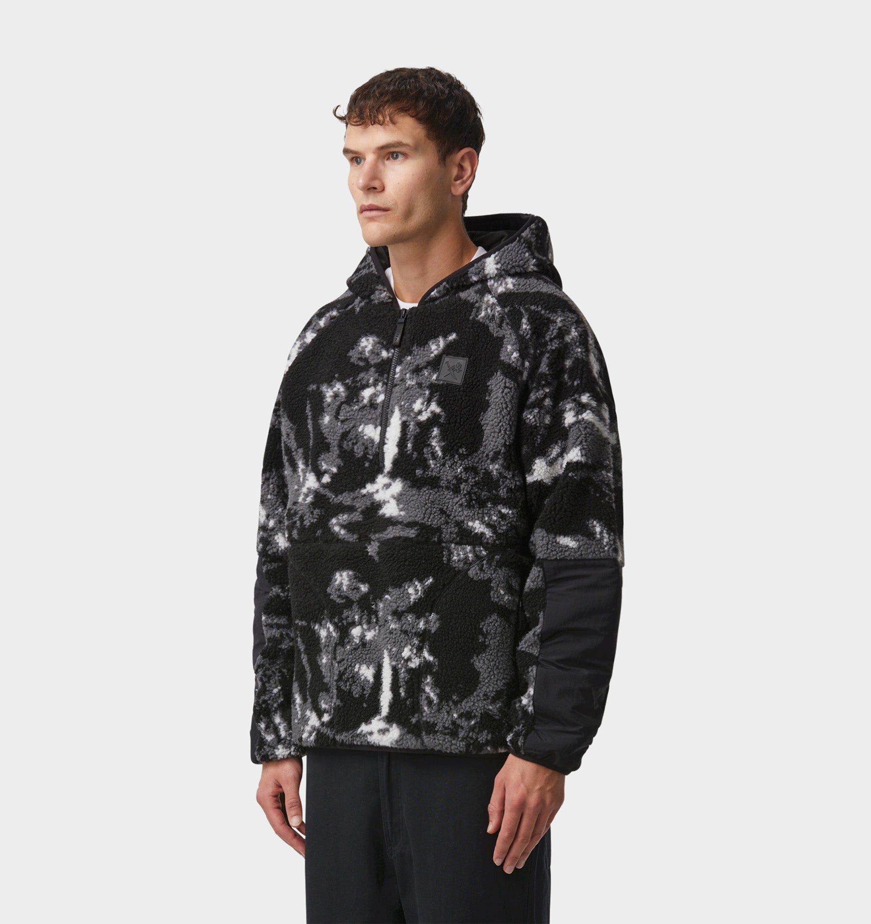 Dudley Sherpa Hood - Camo