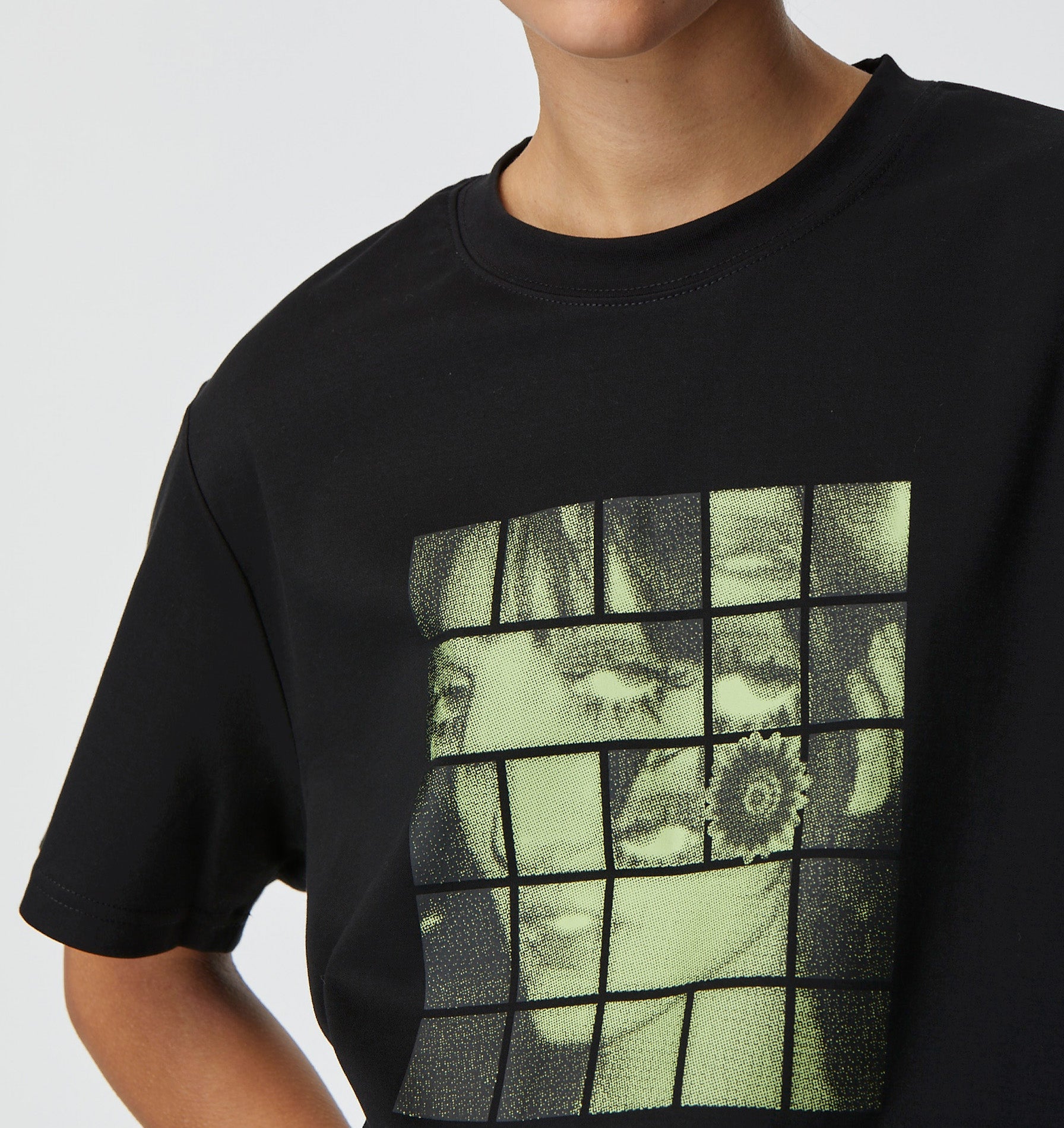 Ava Pixel Print Boxy Tee 2.0 - Black