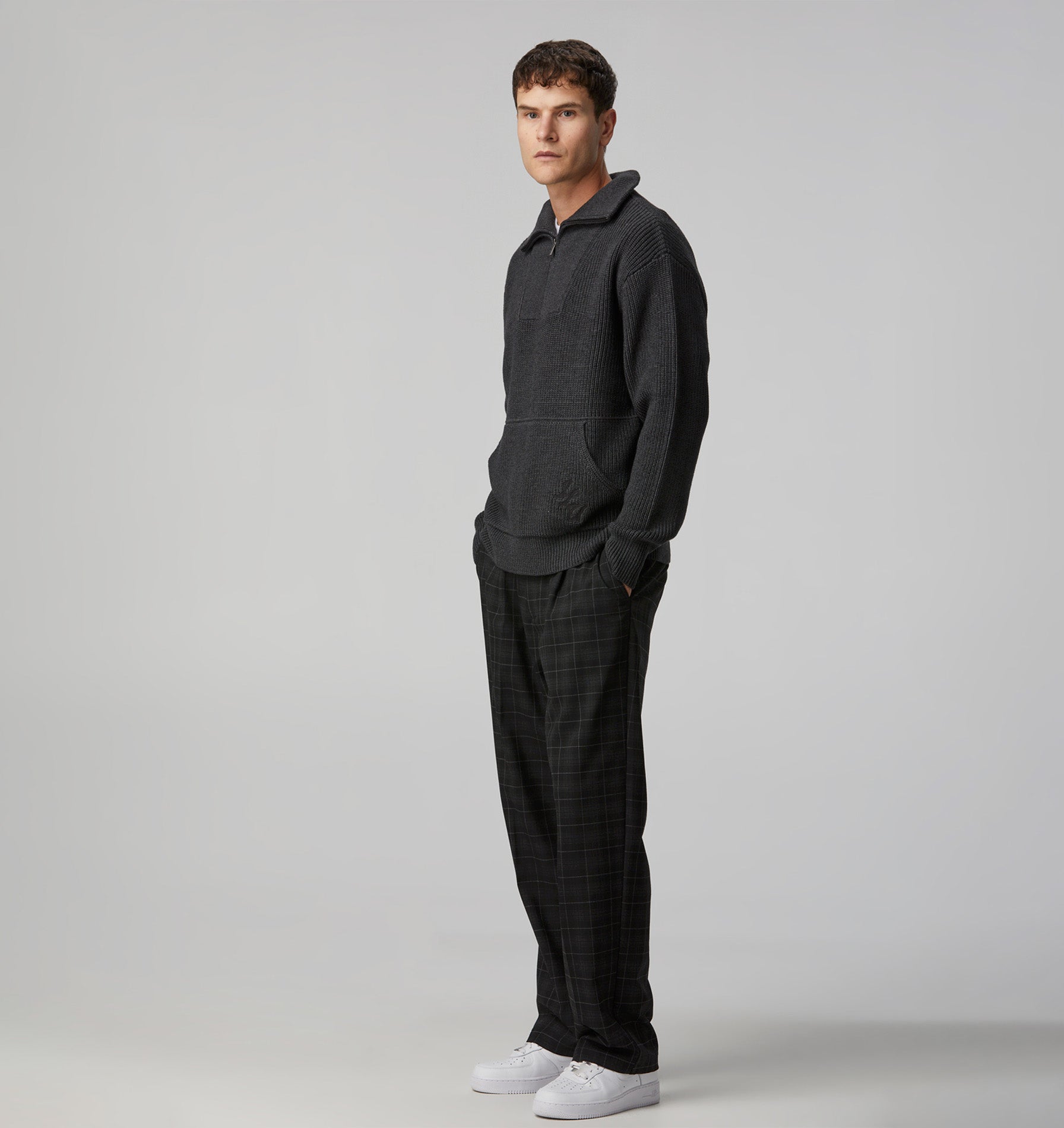 Mateo Zip Sweater - Charcoal